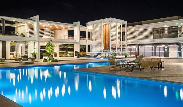 Featured Image of Brigade Valencia Clubhouse